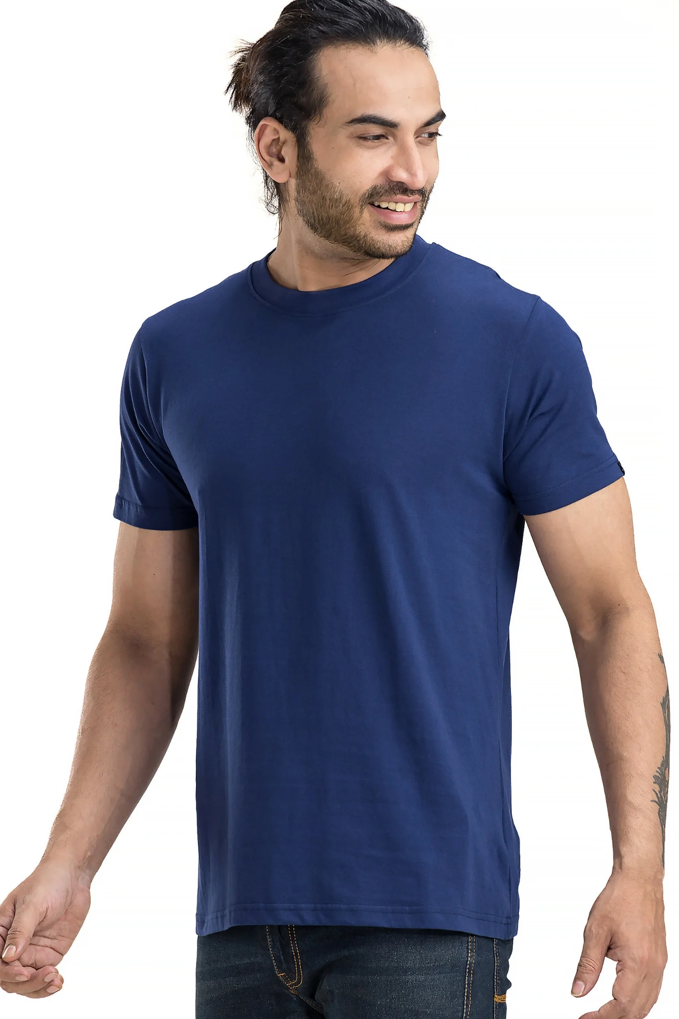 Men's Solid Basic Navy T-Shirt - Image 6